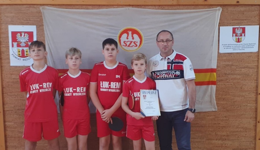 II miejsce w ¼ Finału Wojewódzkiego Igrzysk Dzieci w tenisie stołowym chłopców!!!